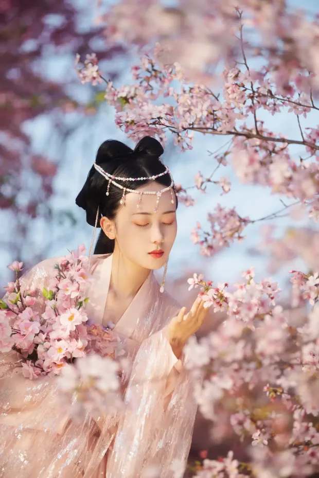 [艺图语] 2021.04.15 Vol.040 – 桃夭 小熊[28P] 3