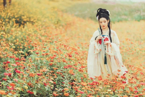 [艺图语] 2021.10.16 Vol.363 – 花期未央 Seven[38P] 3