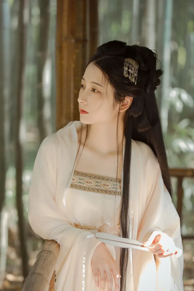 [艺图语]2022.12.23 Vol.2739 – 荣耀时，她是象征[21P] 8