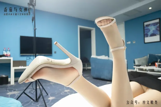 [街拍丝足] NO.036 小如 – 超短 超薄 超多细节[96P] 4