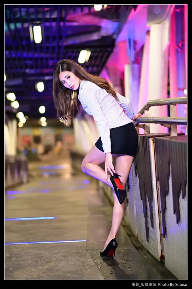 [街拍丝足] NO.153 张筠 OL高跟美腿[45P] 3