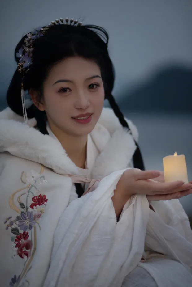 [艺图语]2023.01.15 Vol.2919 寒衣[26P] 4