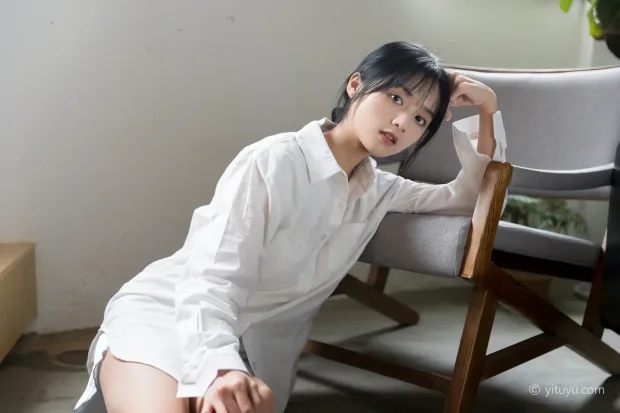 [艺图语] 2021.05.06 Vol.050 – 少女心情 雨文[25P] 8
