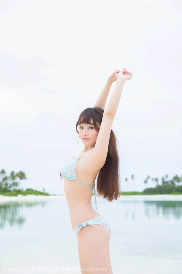 [波萝社] 2015.07.27 Vol.044 – 柳侑绮[60P] 2