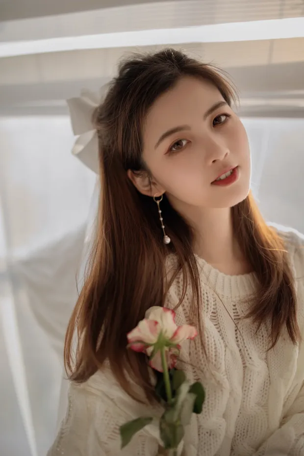 [艺图语]2022.12.09 Vol.2636 – 冬日少女[28P] 4