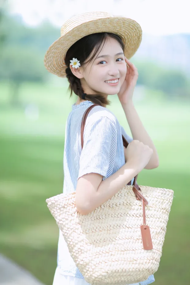 [艺图语]2023.01.09 Vol.2871 – 薄荷味的夏天[21P] 7