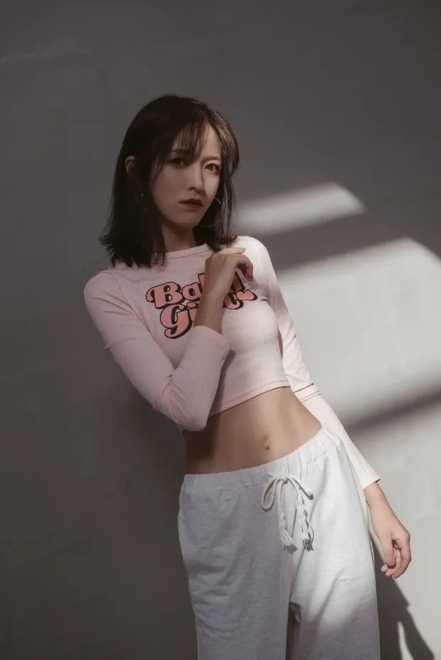 [艺图语] 2020.12.08 Vol.005 – 不良少女 Lily[27P] 3