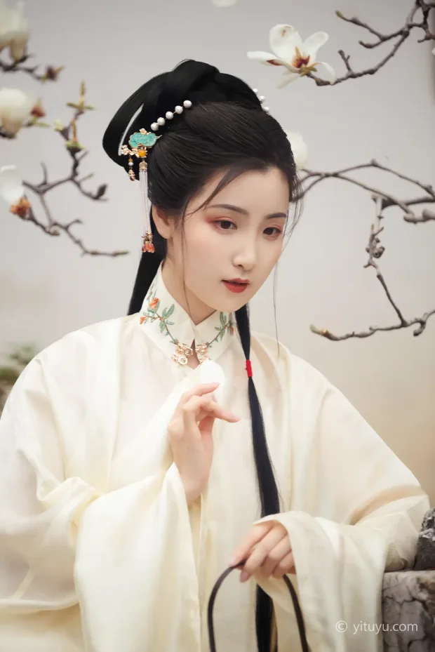 [艺图语] 2021.05.10 Vol.053 – 玉兰 金儿[23P] 8