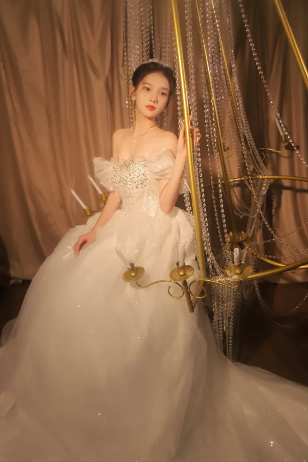 [艺图语]2023.01.05 Vol.2846 – Young and beautiful[21P] 5