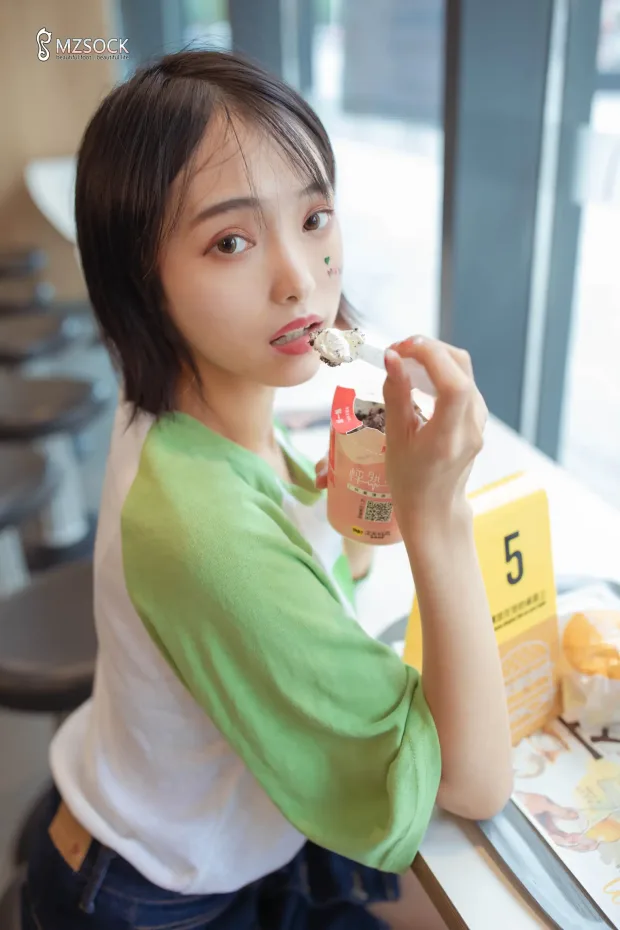 [MZSOCK]爱美足 NO.195 – 茜茜 1
