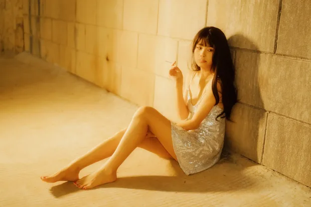 [艺图语] 2021.11.25 Vol.471 – 桥洞下的少女 小可[24P] 7