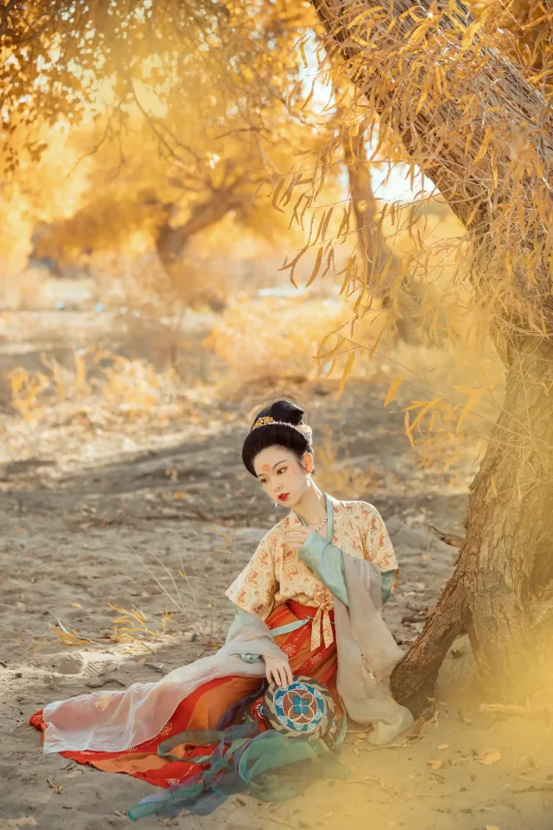 [艺图语] 2021.08.18 Vol.146 – 携花 薄荷[29P] 5