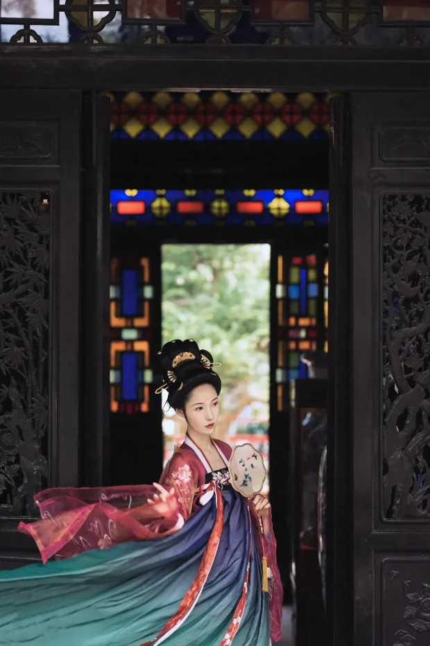 [艺图语] 2021.10.07 Vol.336 – 罗敷媚 瑞雪[25P] 7