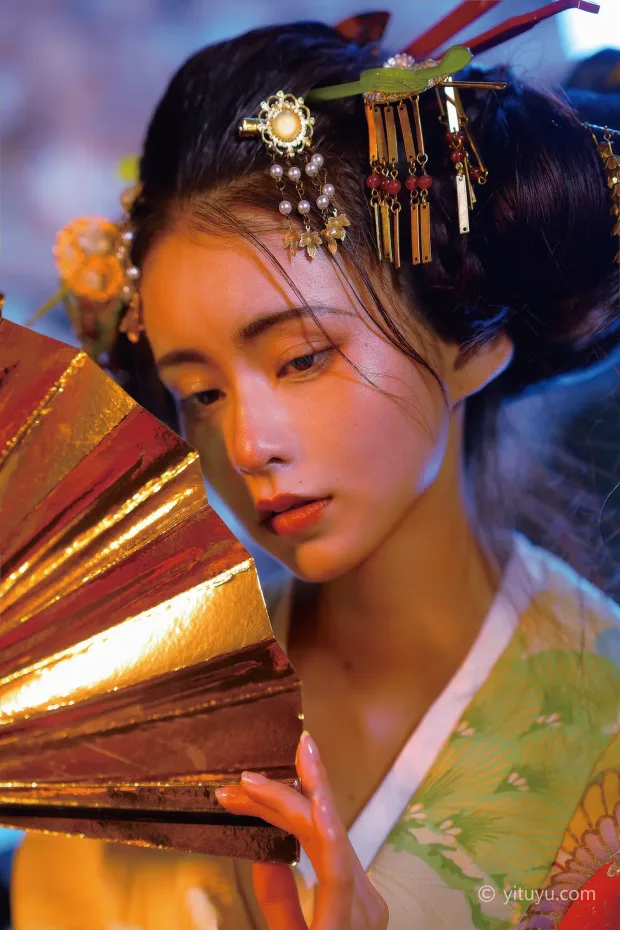 [艺图语] 2021.07.12 Vol.089 – 洛阳花魁 小圆[40P] 5
