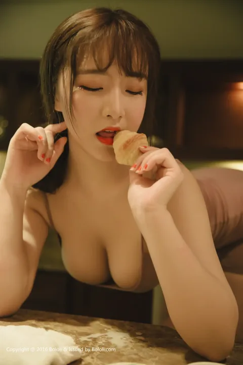 [波萝社] 2018.04.12 Vol.114 – 芒果milk[39P]