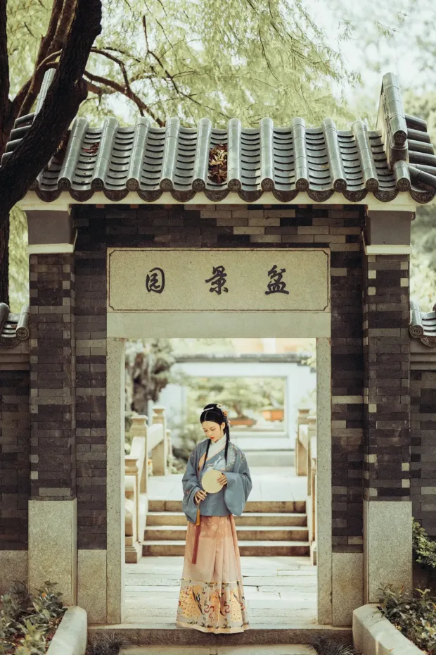 [艺图语] 2021.10.07 Vol.333 – 春思 航子[24P] 6