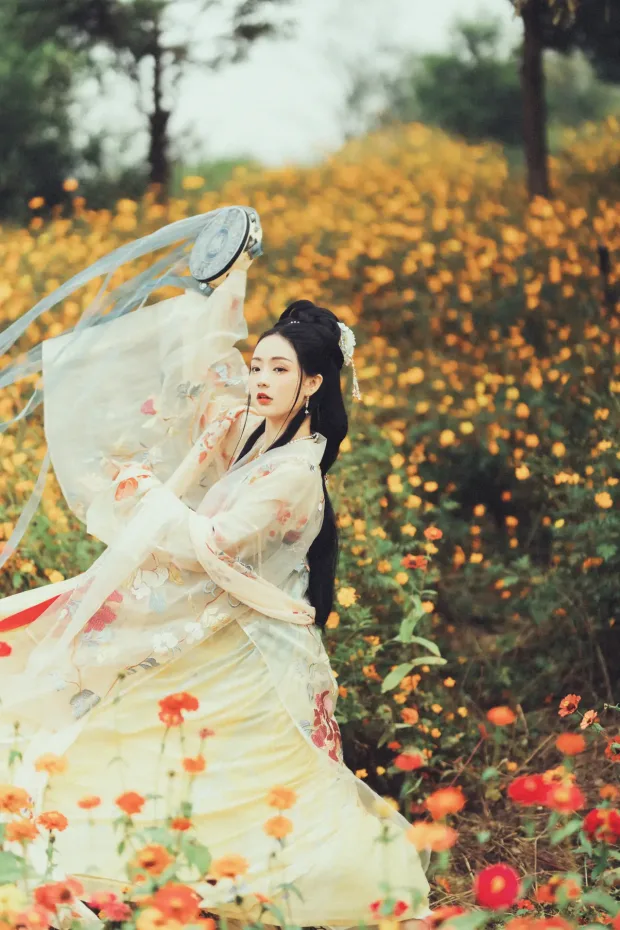 [艺图语] 2021.10.16 Vol.363 – 花期未央 Seven[38P] 5