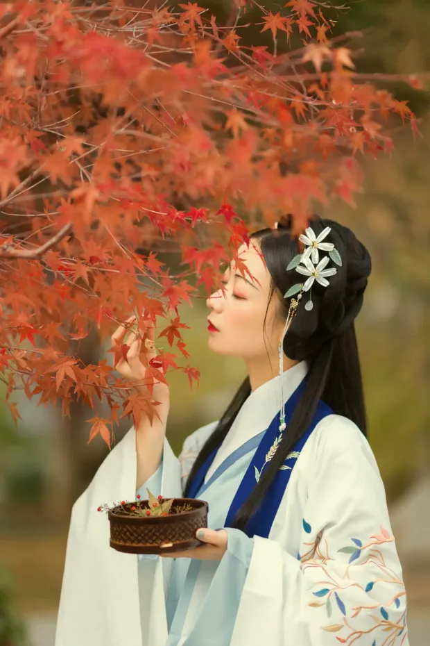 [艺图语] 2021.09.01 Vol.207 – 丹枫入秋 门门[28P] 6