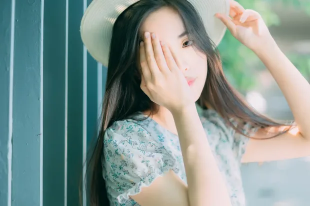 [艺图语] 2021.08.27 Vol.184 – 夏の彼女 张潇云[28P] 5
