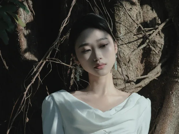 [艺图语]2022.12.19 Vol.2713 – 落叶飞花[46P] 6