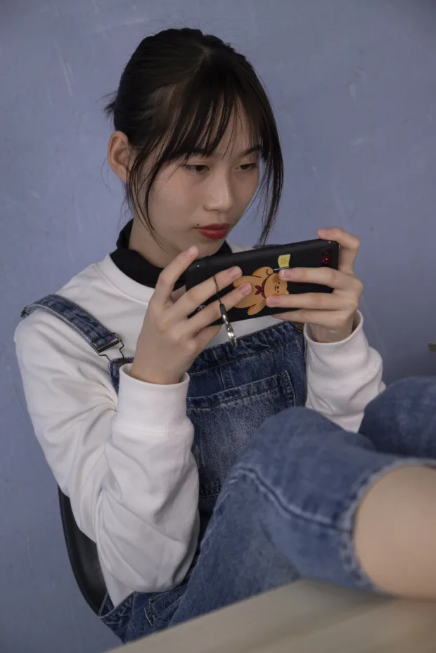 [南国足艺] NO.033 美女小韵办公室秀肉丝美脚，大脚丫真好看[107P] 7