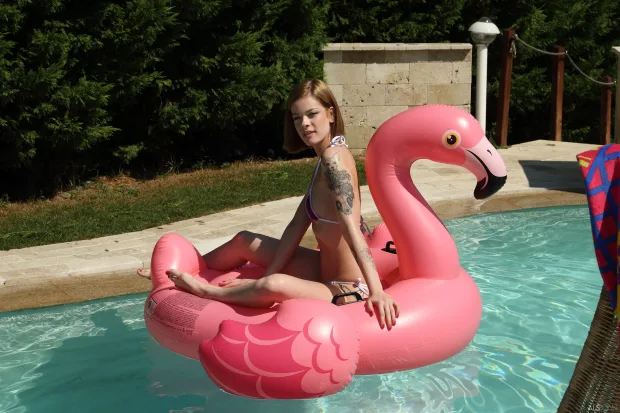[ALSScan] 2018.04.27 POOLSIDE PEEPSHOW LILIEN FORD 8