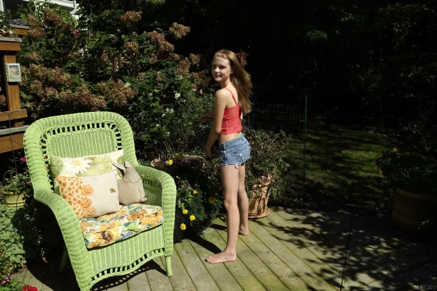 [ALSScan] 2018.09.30 POLLINATING HANNAH HAYS 4