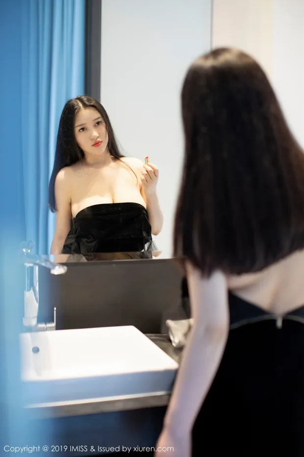 [IMiss爱蜜社] 2019.03.28 Vol.335 恩一 黑丝与衬衫湿身 2