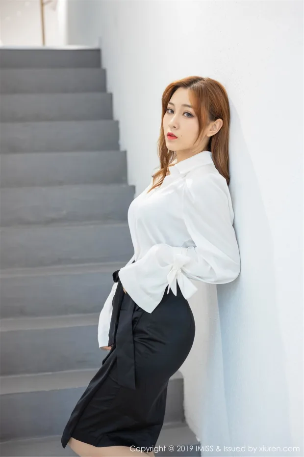 [IMiss爱蜜社] 2019.07.10 Vol.359 莉娜lena 丝袜 秘书 4