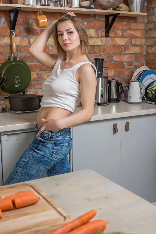 [MetArt] – 2017.06.27 – Yelena – Jogne 8