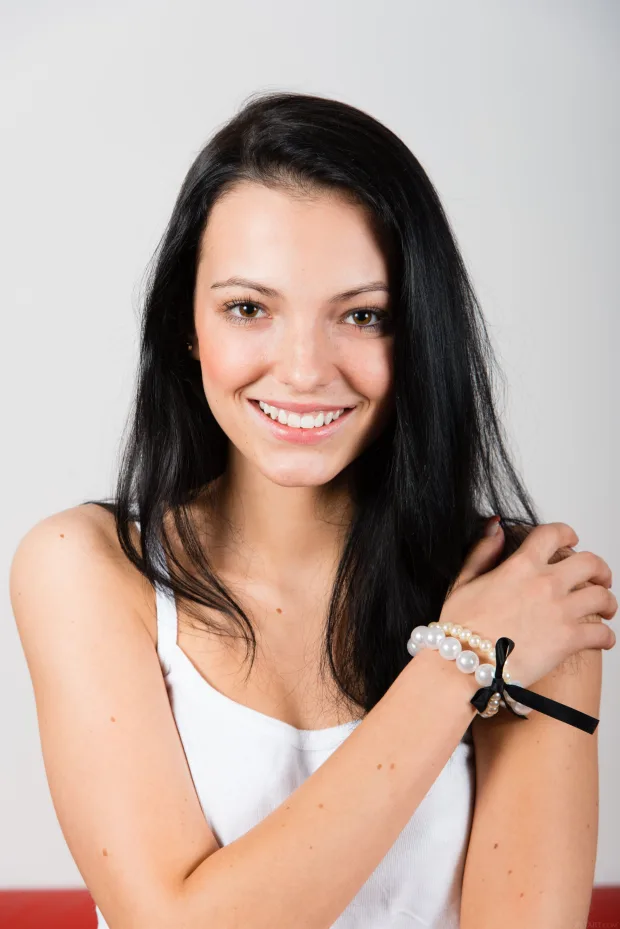 [MetArt] – 2018.07.18 – Sapphira A – Renuca 1
