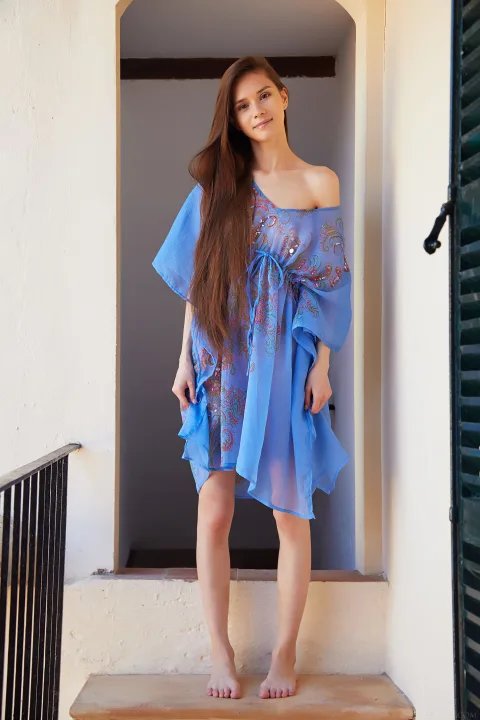 [MetArt] – 2018.09.16 – Leona Mia – Innocent Glance