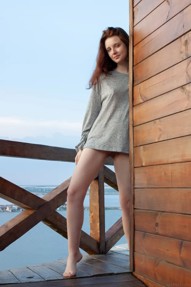 [MetArt] – 2018.11.24 – Sienna – Veranda 8