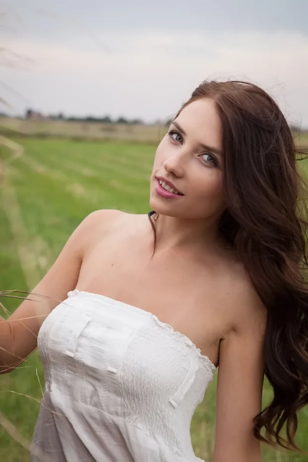 [MetArt] – 2019.01.18 – Niemira – Farm Life 4
