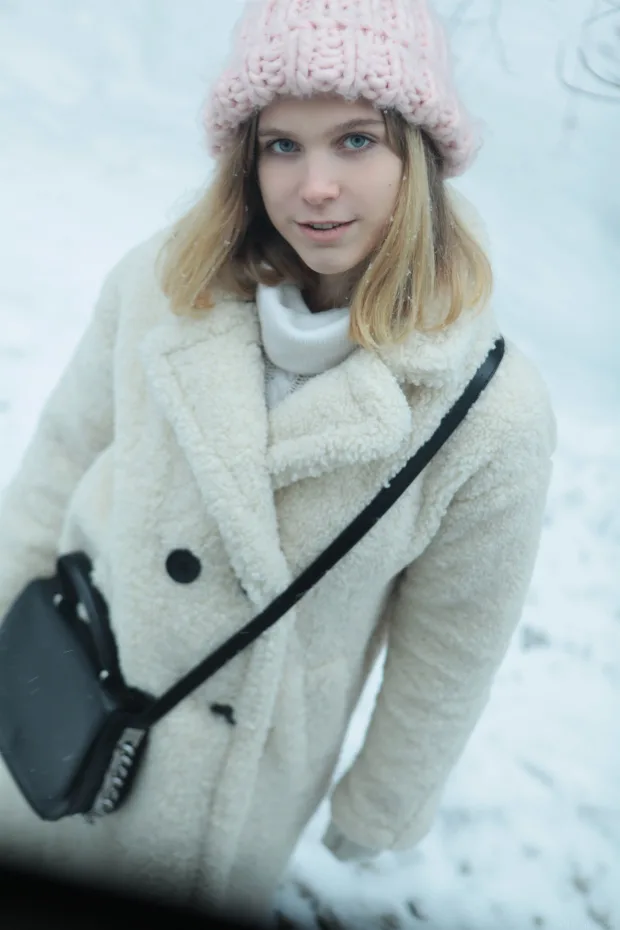 [MetArt] – 2019.04.01 – Nora Pace – Winter Roadtrip 2