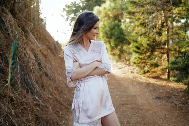 [MetArt] – 2019.05.09 – Brit – Sunset Walk 1