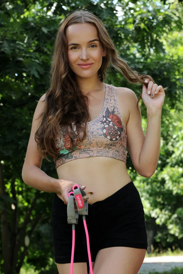 [MetArt] – 2019.09.21 – Eva Jolie – Yoga Mat 5