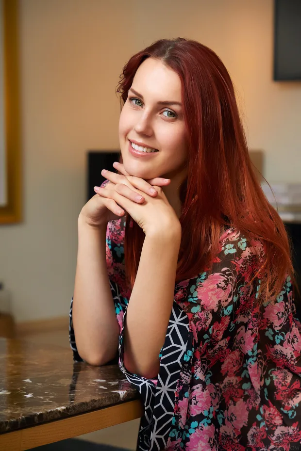 [MetArt] – 2019.10.17 – Charlie Red – Fiery 3