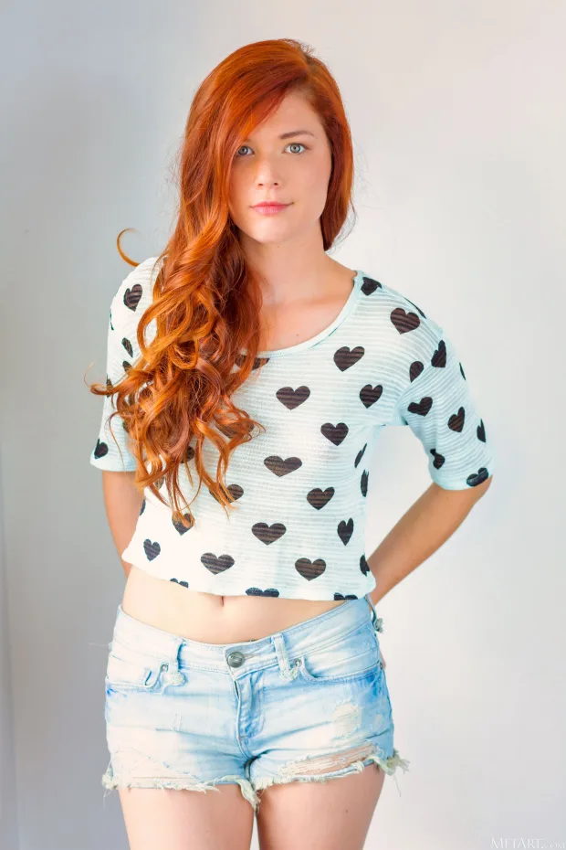 [MetArt] – 2020.05.14 – CLASSIC RED MIA SOLLIS 1