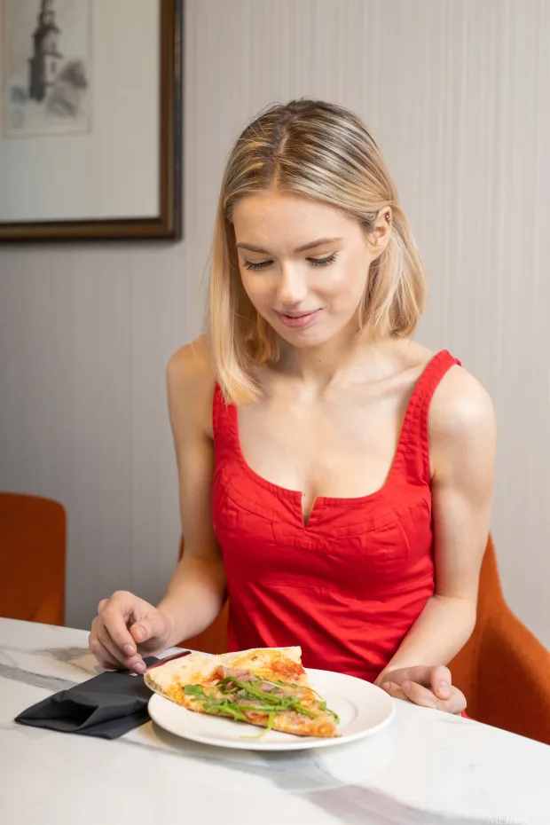 [MetArt] – 2021.05.10 – Samara – Pizza Party 7