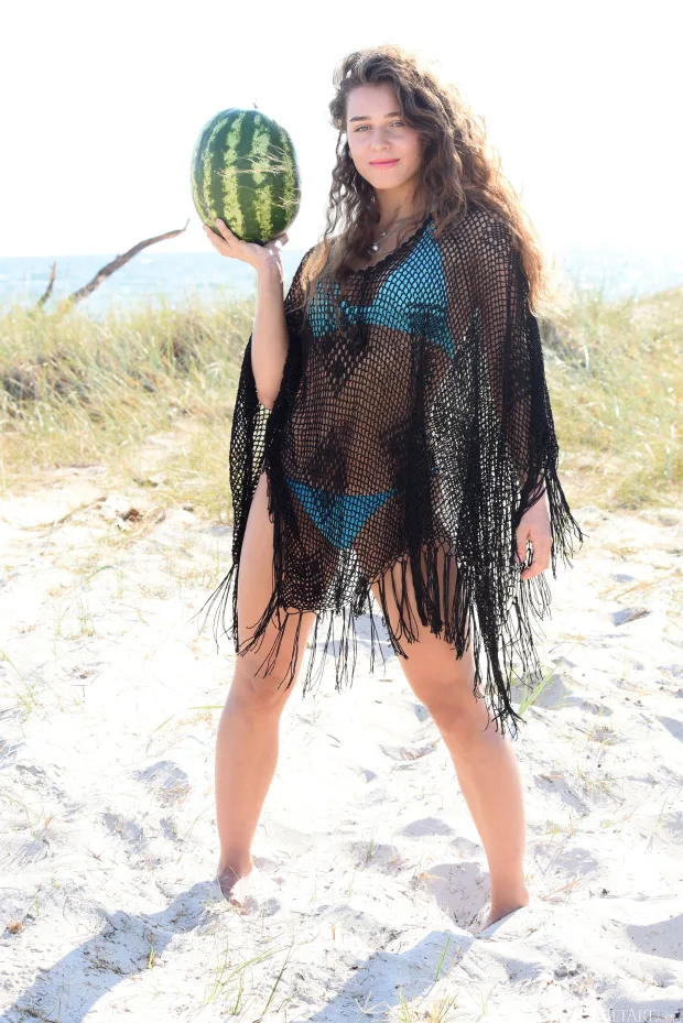 [MetArt] – 2021.06.16 – Kailyn – Melon Fun 3