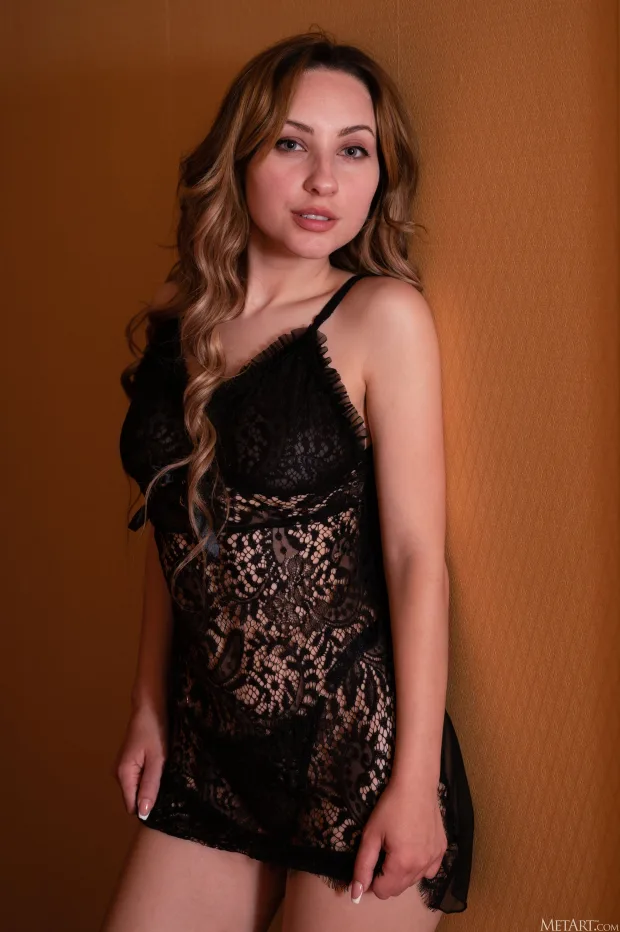[MetArt] – 2021.07.24 – Aleida – Presenting Aleida 3