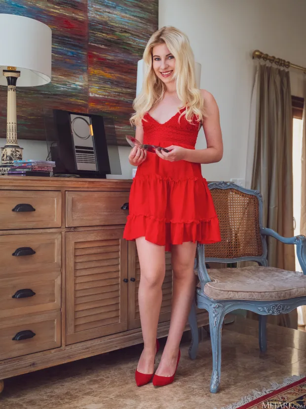 [MetArt] – 2021.07.27 – Lilly Bella – Heart Panties 4
