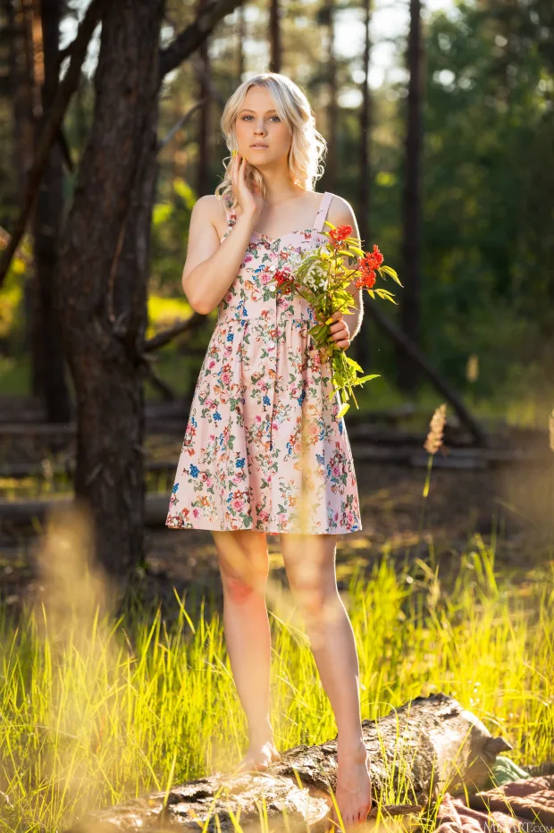 [MetArt] – 2021.08.23 – Nikki Hill – Summer Fruit 4