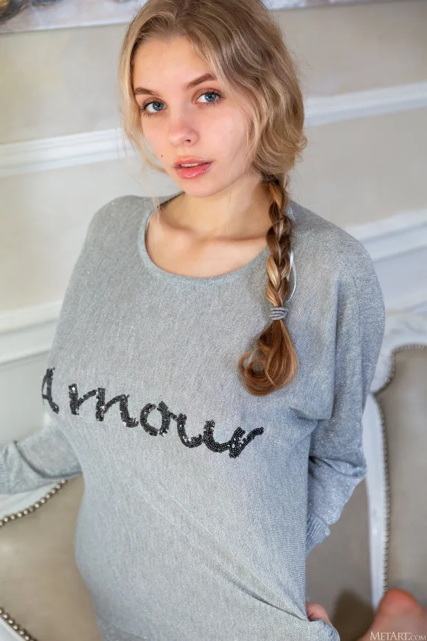[MetArt] – 2022.06.02 – Mila Amour – Amour 7