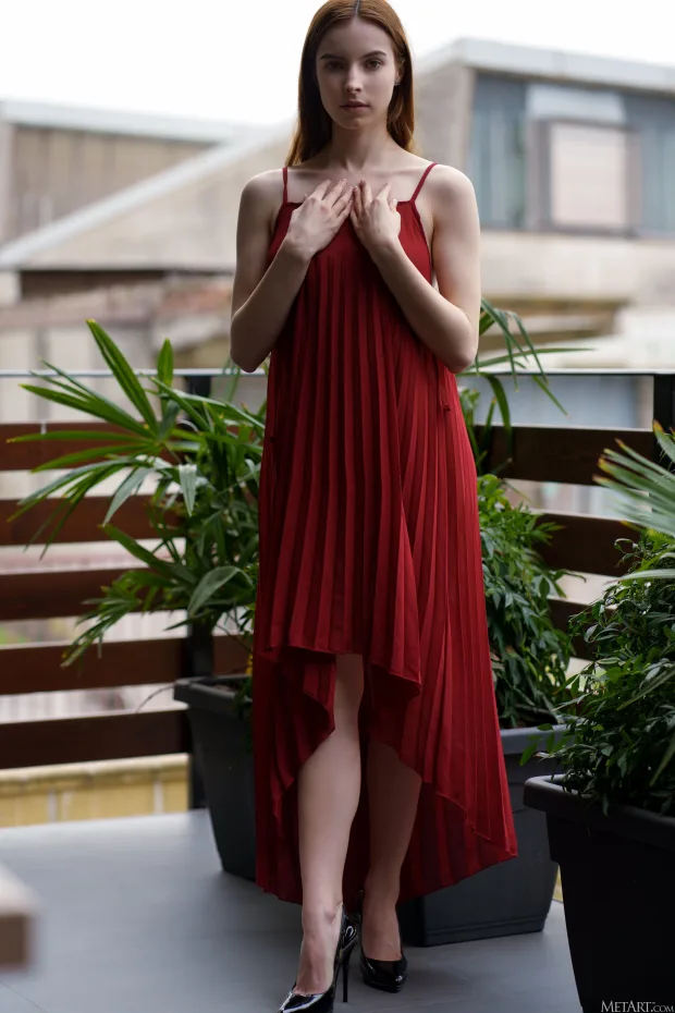 [MetArt] – 2022.07.25 – Loren Sun – New Wave 1