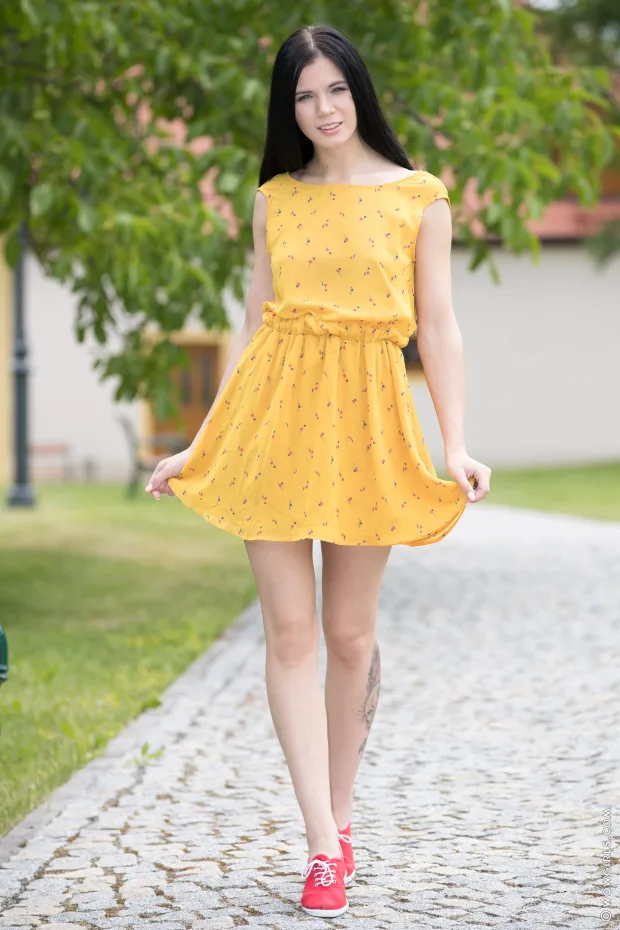 [WowGirls] 2017.06.25 Lovenia.Just Perfect 1