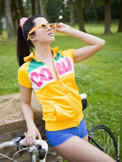 [WowGirls] 2018.03.11 Cassie Fire.One Sweet Ride