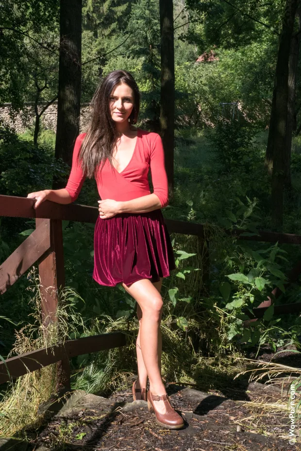 [WowGirls] 2019.06.08 Kira.Lost In The Woods 4