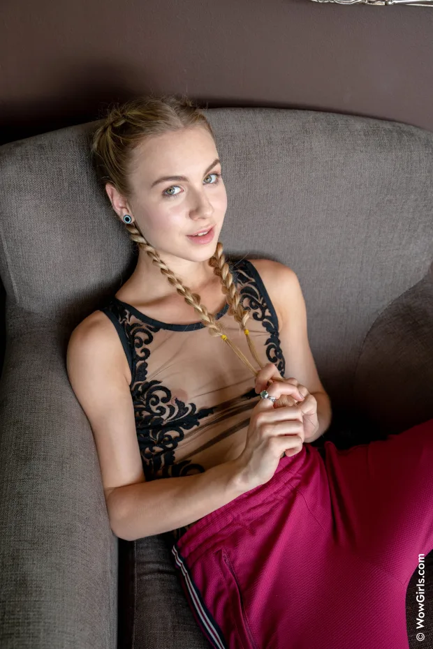 [WowGirls] 2019.06.26 Alecia Fox.Sex Appeal 7
